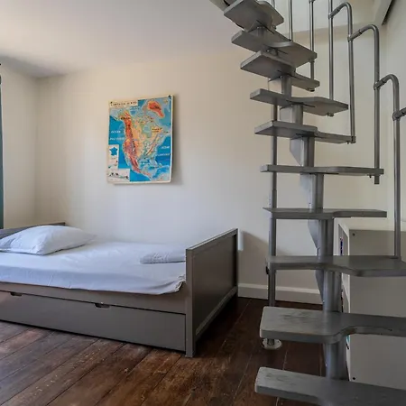Le Plongeoir Dans Villa Montpellier